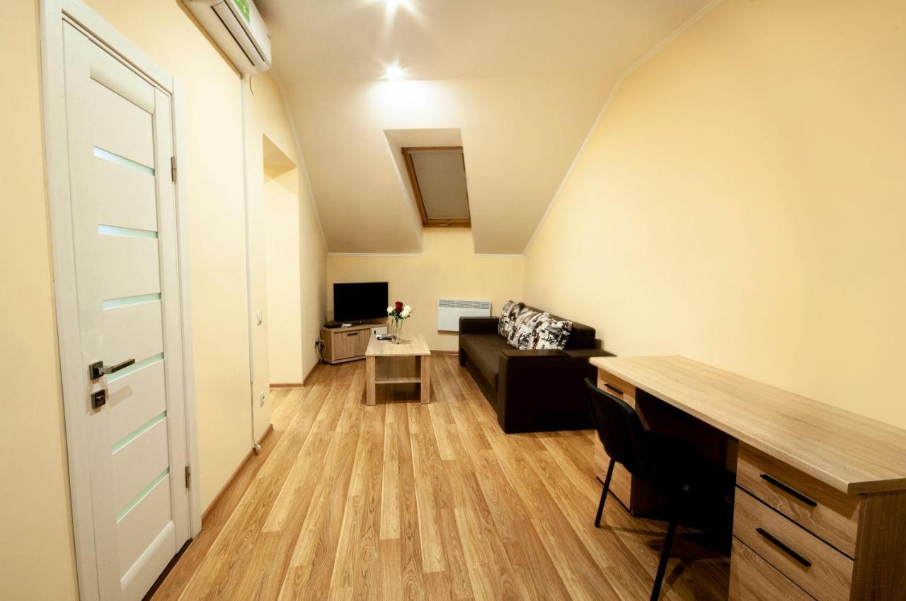 Wonderful Flat On City Center Ужгород Екстериор снимка