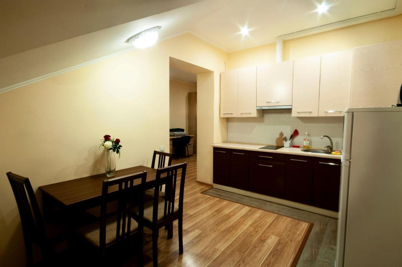 Wonderful Flat On City Center Ужгород Екстериор снимка
